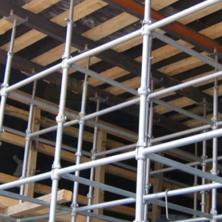 Фото товара вертикальный элемент опалубки б/у с чашкой 0,5 м